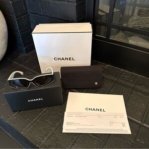 Chanel Cat Eye Sunglasses NWOT Women’s